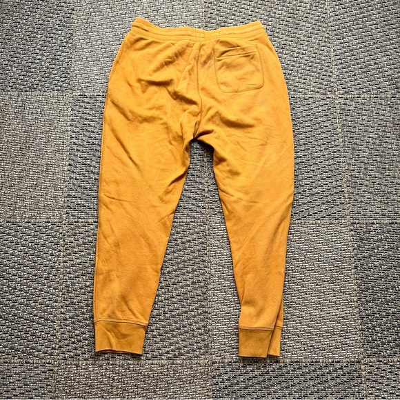 GAP Men’s Mustard Jogger Sweatpants Size Medium - Picture 2 of 4
